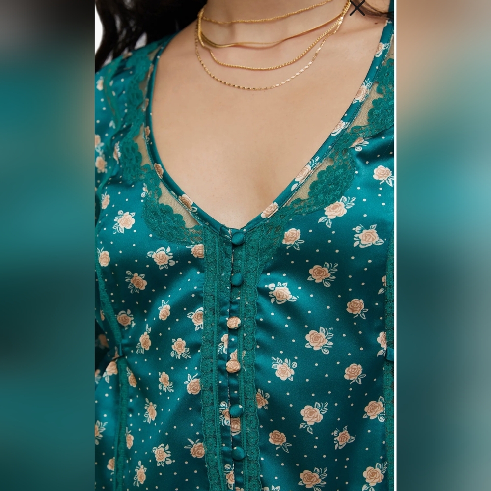 Free People Field Of Roses Satin & Lace Top Size XS - Picture 10 of 10